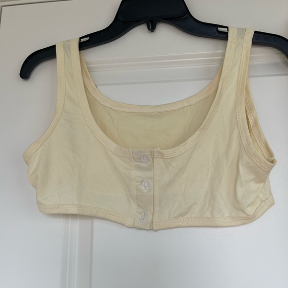 2 piece Women's yellow top and skirt set - Picture 3 of 8